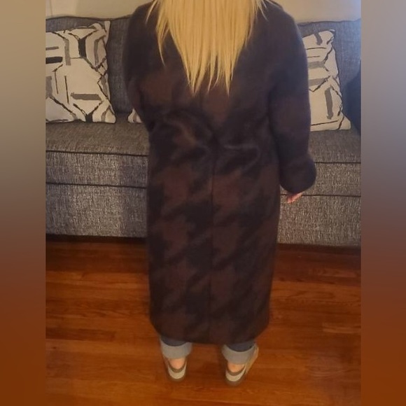 Beautiful Brand New Max Mara Wool And Mohair Coat